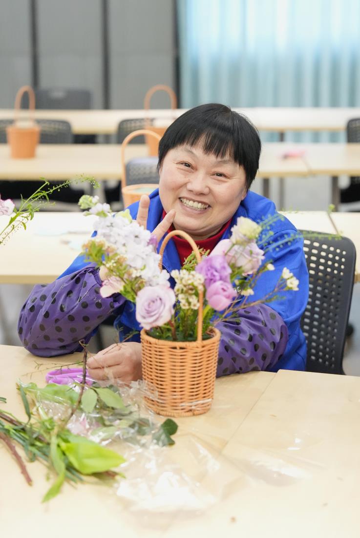 花香潤心田 巾幗綻芳華——巨人集團(tuán)婦女節(jié)活動