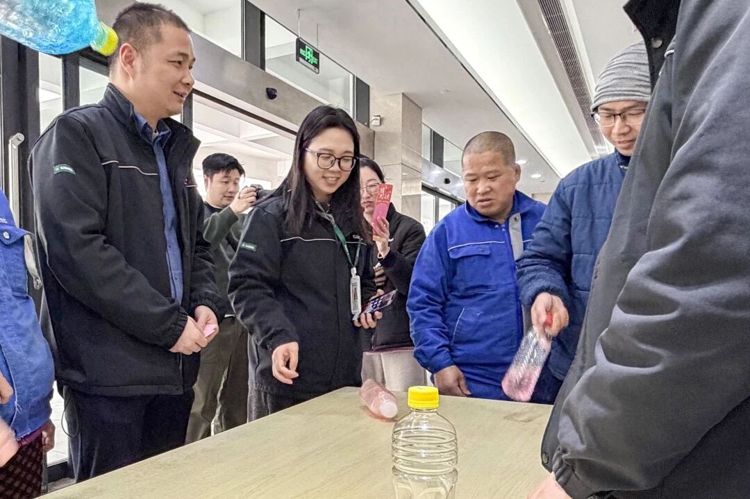 妙趣猜燈謎 歡喜共團圓——巨人集團舉辦元宵活動