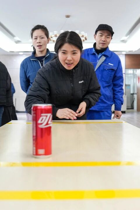 妙趣猜燈謎 歡喜共團圓——巨人集團舉辦元宵活動